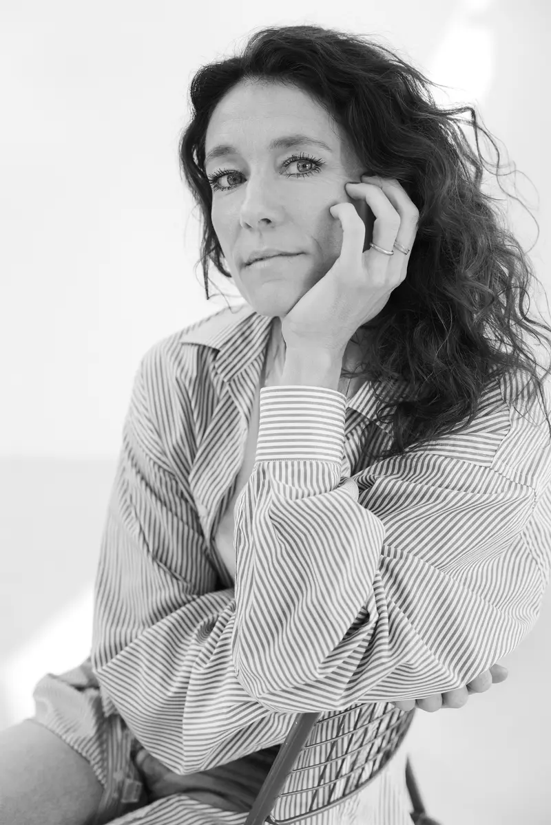 Myten om den perfekte mor, midtlivskriser og kvinder, der vil mere / Kamilla Hega Holst, Katrine Grünfeld og Kirstine Høgsbro