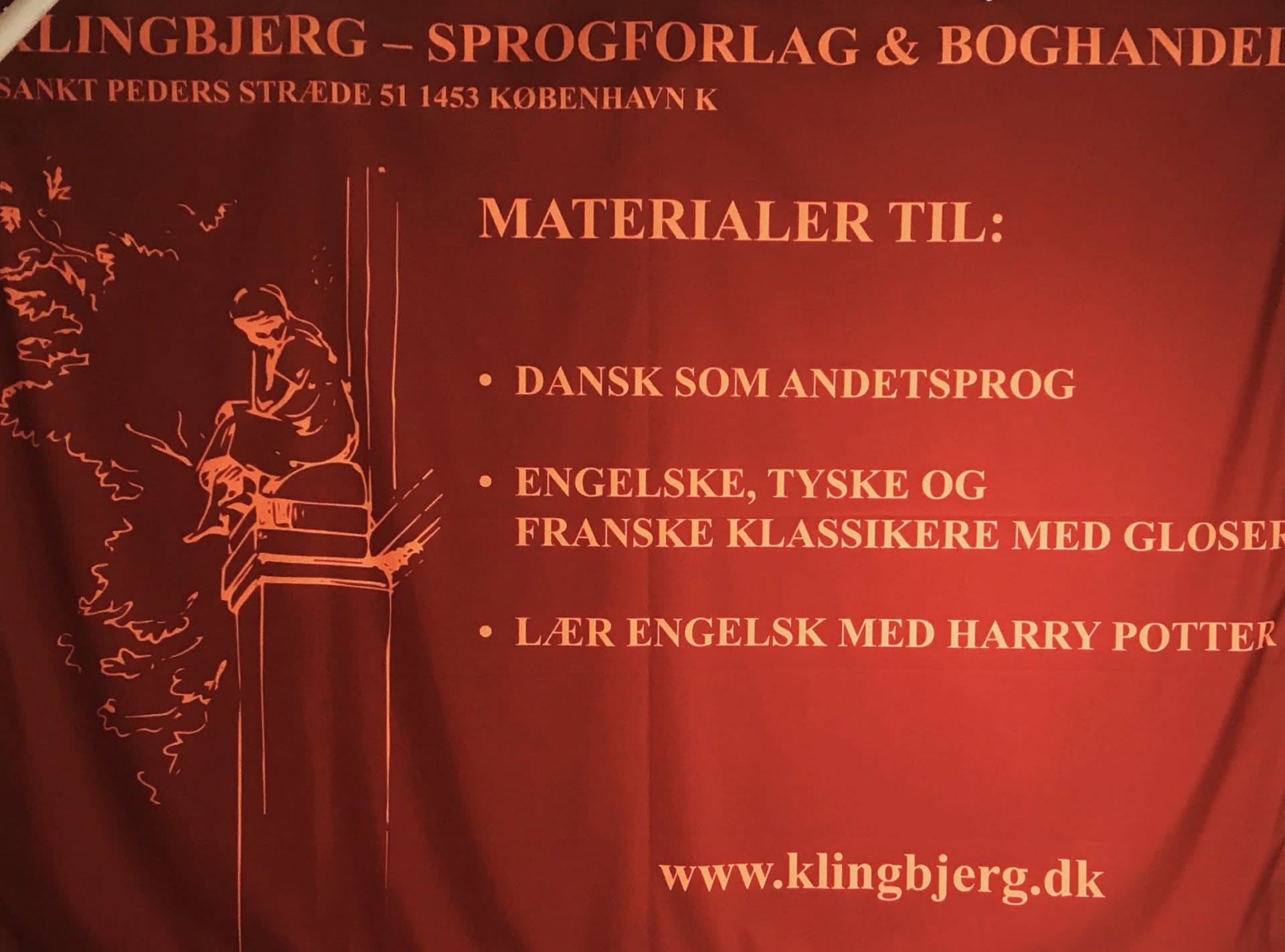 Tilbud til biblioteker og uddannelsesinstitutioner på forlagets udgivelser til dansk som andetsprog samt glosehæfterne til klassikere på engelsk, tysk og fransk